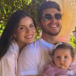 Camila Queiroz fala sobre nova fase com Klebber Toledo após a chegada da filha Clara